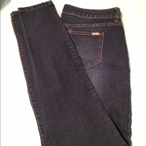 Jennifer Lopez skinny jeans